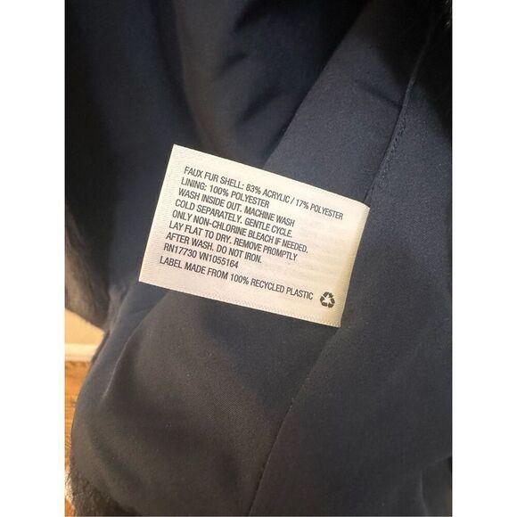 A New Day Navy Blue Faux Fur Sleeveless Vest Size XS - Picture 4 of 5